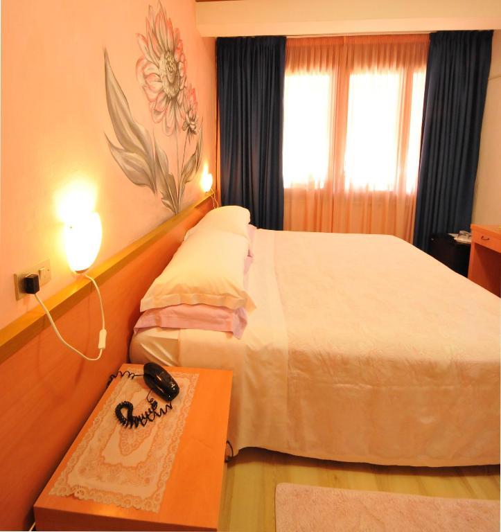 Hotel Manuela Cinquale Zimmer foto